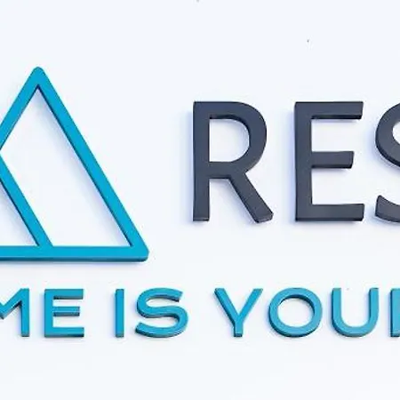 Ξενοδοχείο με διαμερίσματα Louis